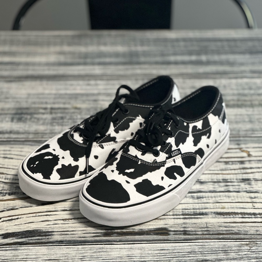 Vans Cow print Size 8.5. Brand New